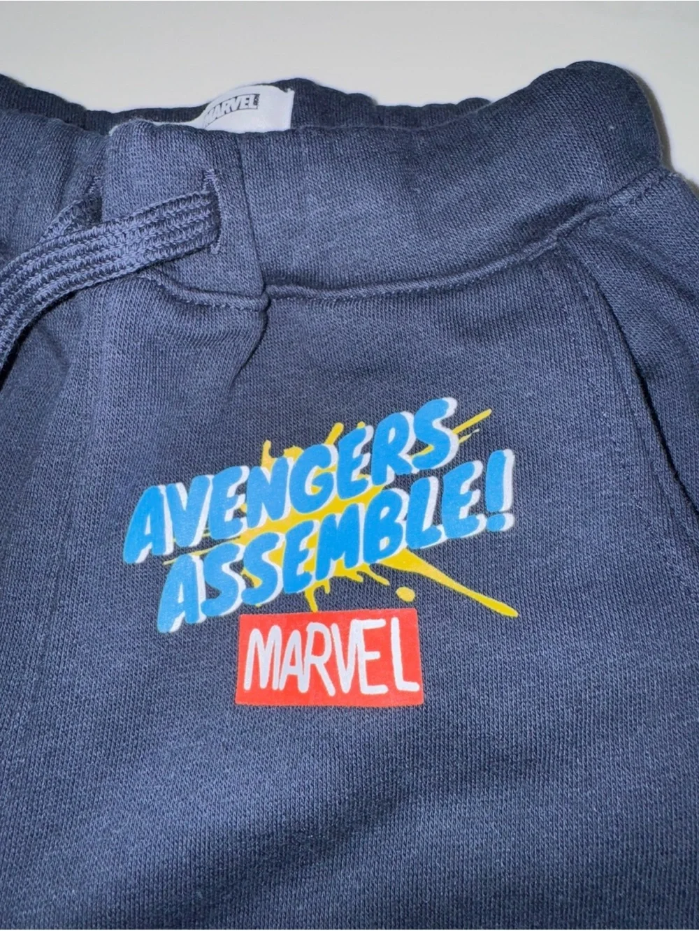 Old Navy Marvel Avengers Toddler Hoodie & Joggers Superhero Set 2T NEW